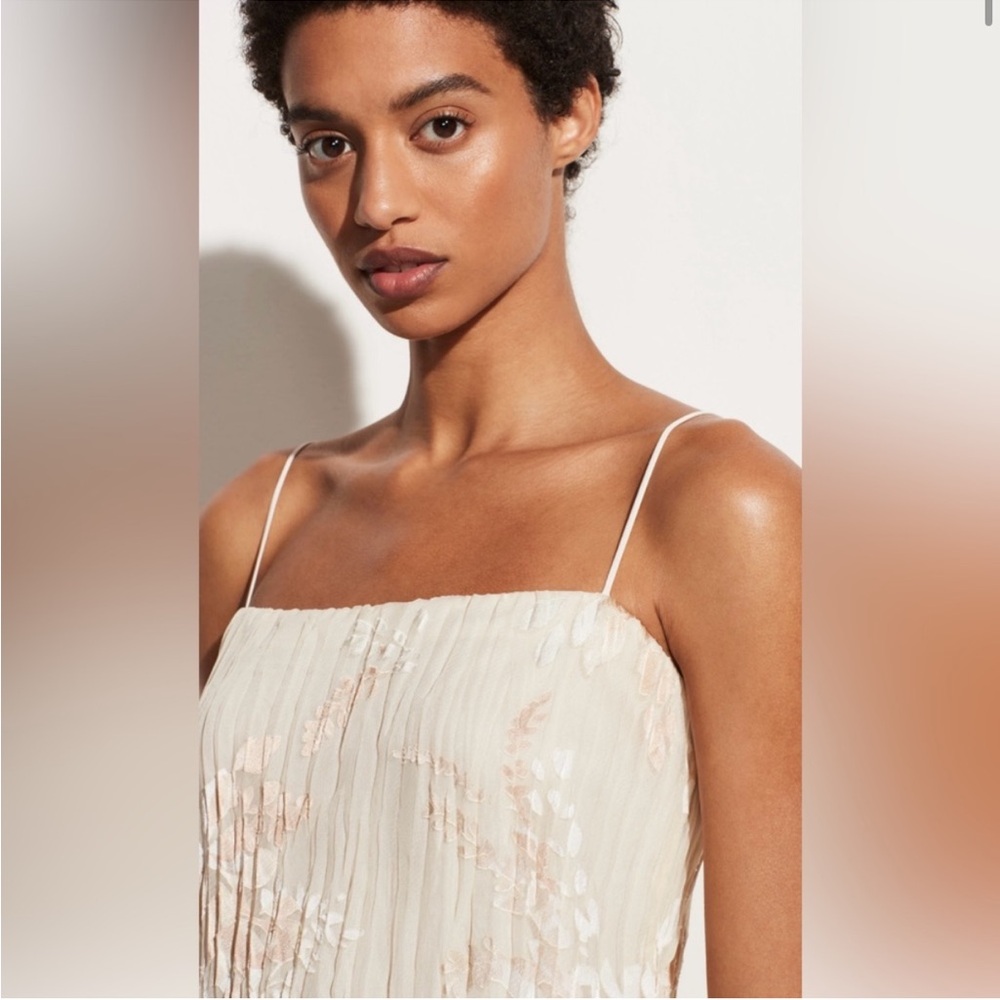 Vince Burnout Pleated And Lined Camisole Sz Medium